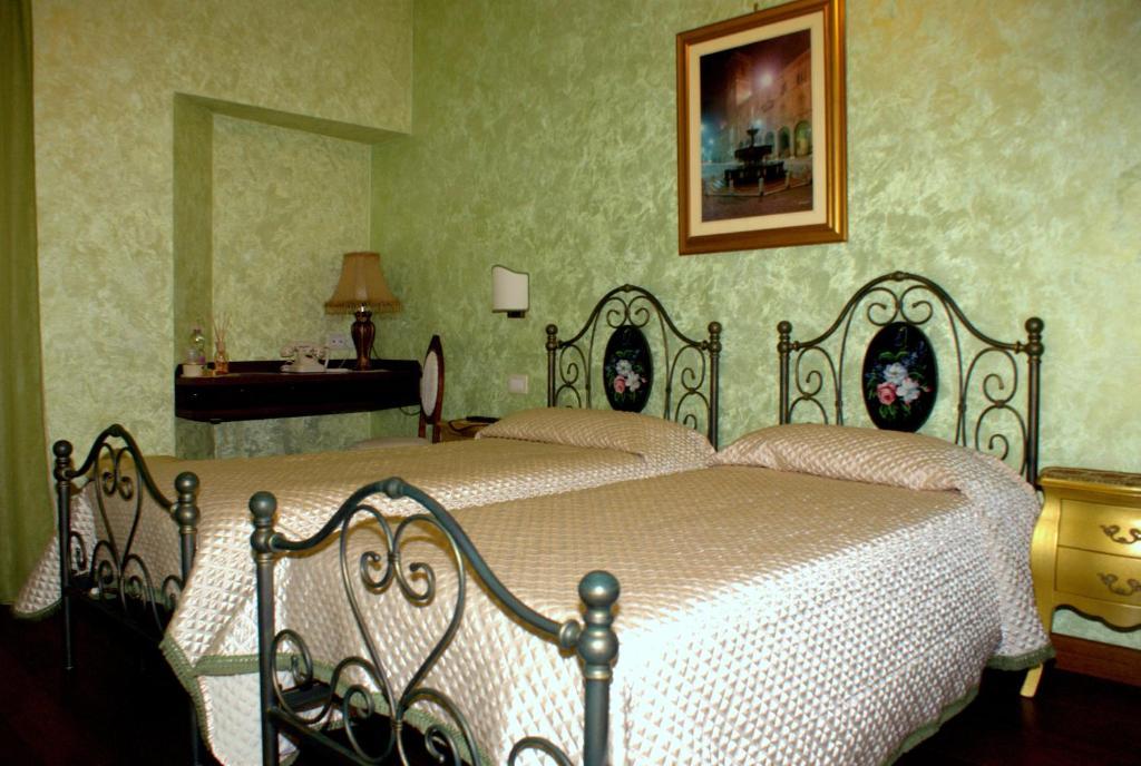 La Portella Fabriano Room photo